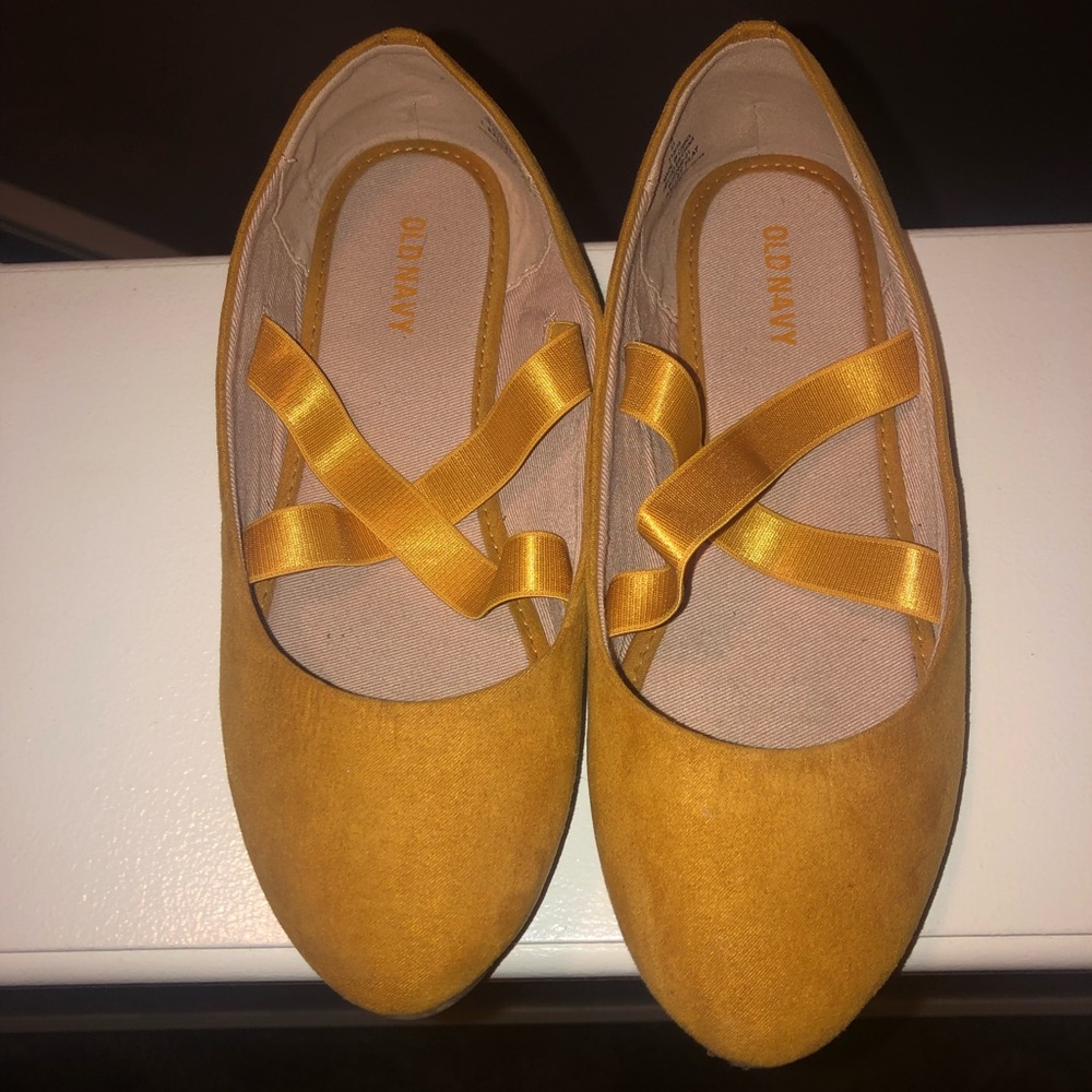 Dress shoes